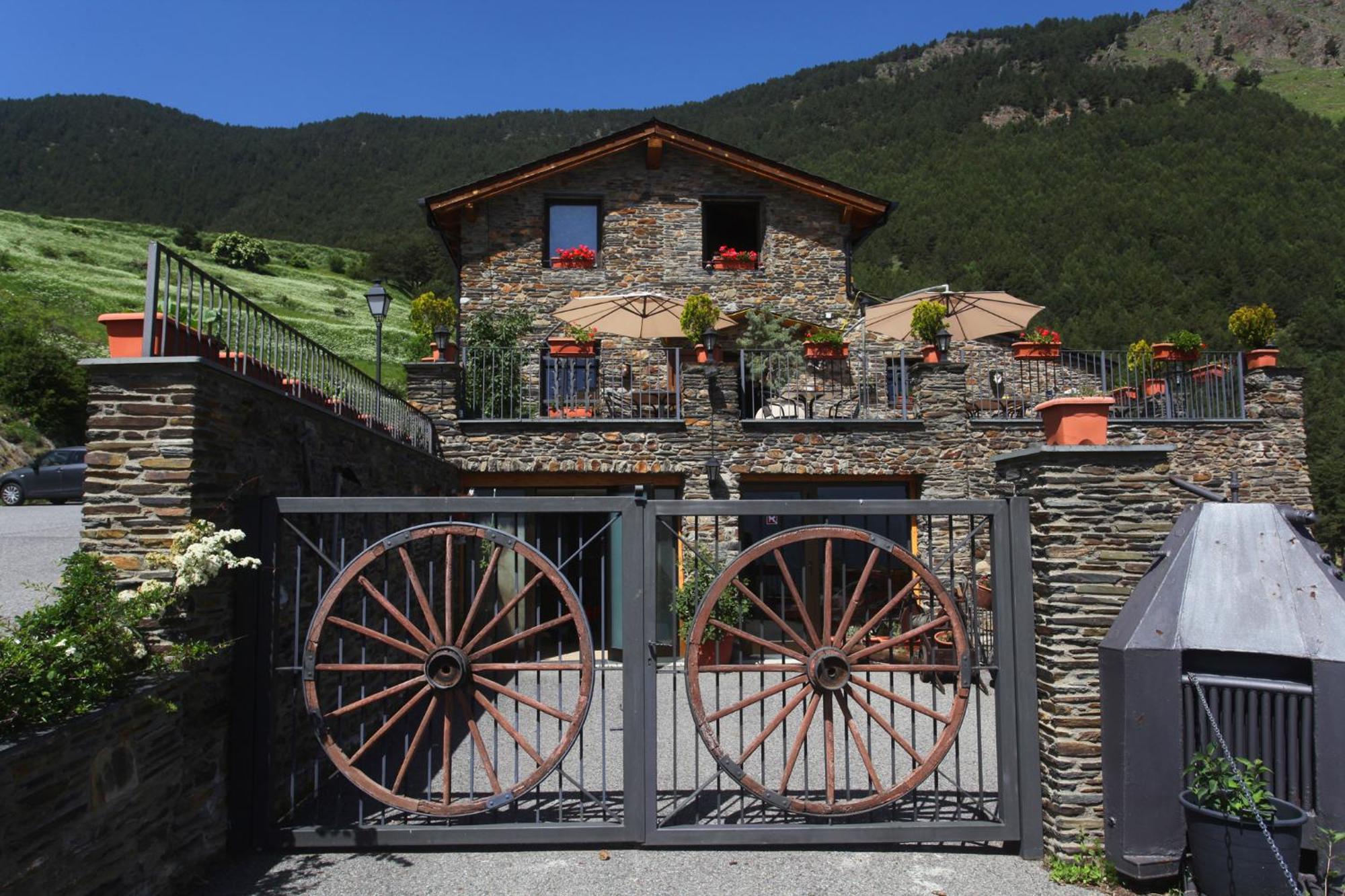 Hotel Parador de Canolich - Only Adults Bixessarri Exterior foto